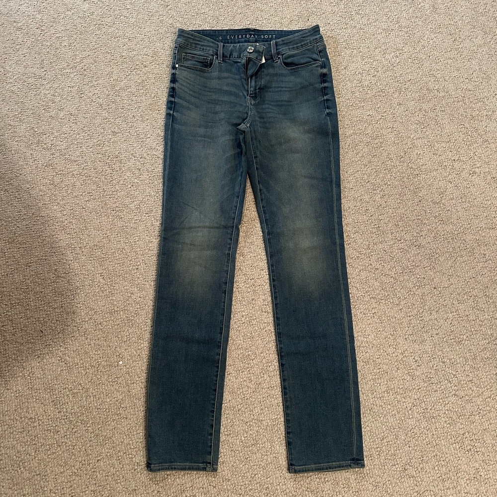 White House Black Market Women’s Everyday Soft Slim Jeans